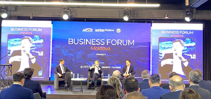 Moldova, in cautare de investitori: Antreprenori din Moldova si Romania s-au reunit la Chisinau