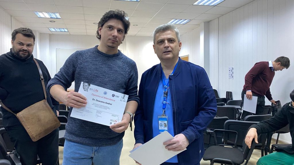 In data de 21.03.2024 a avut loc Workshopul de Vertebroplastie (Editia II), la Spitalul Universitar de Urgenta Bucuresti ( SUUB) in Amfiteatrul Mic. Evenimentul a fost organizat sub auspiciile Managementului Spitalului, Prof. Dr. Catalin Cirstoiu si sub directa coordonare si intregul suport al Sectiei de Angiografie si Radiologie Interventionala, Sef Sectie Dr. Bogdan Dorobat.